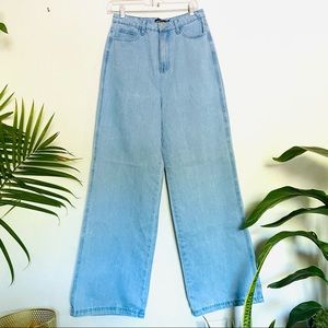 Wide Leg Jeans/ PrettyLittleThing